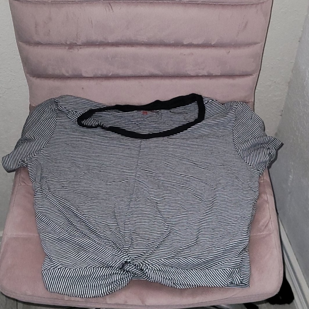 striped top